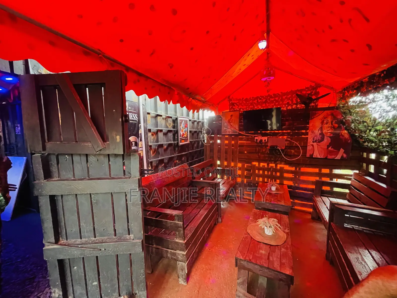 Restaurant & Pub Space For Sale/ For Rent.