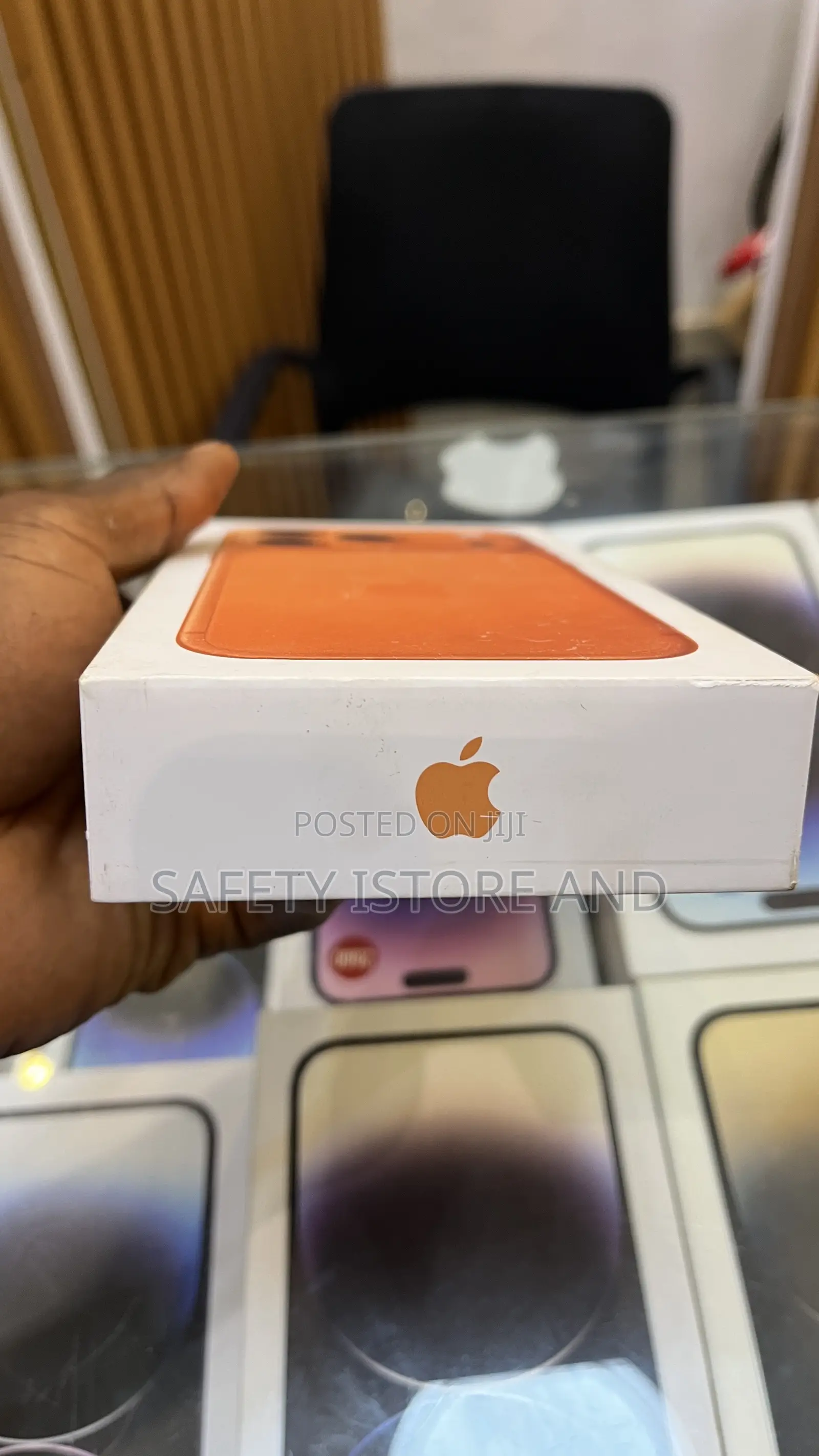 New Apple iPhone 17 Pro 256 GB Orange