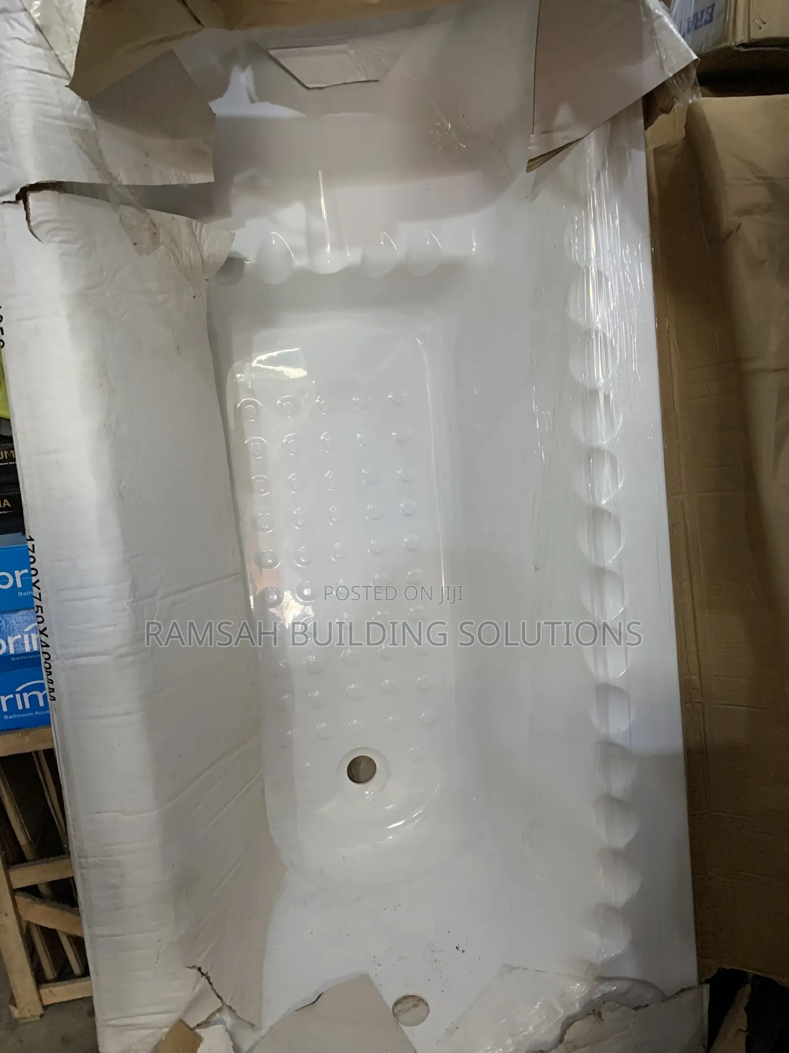 Premium Fibre Bathtub – Durable, Stylish Comfortable