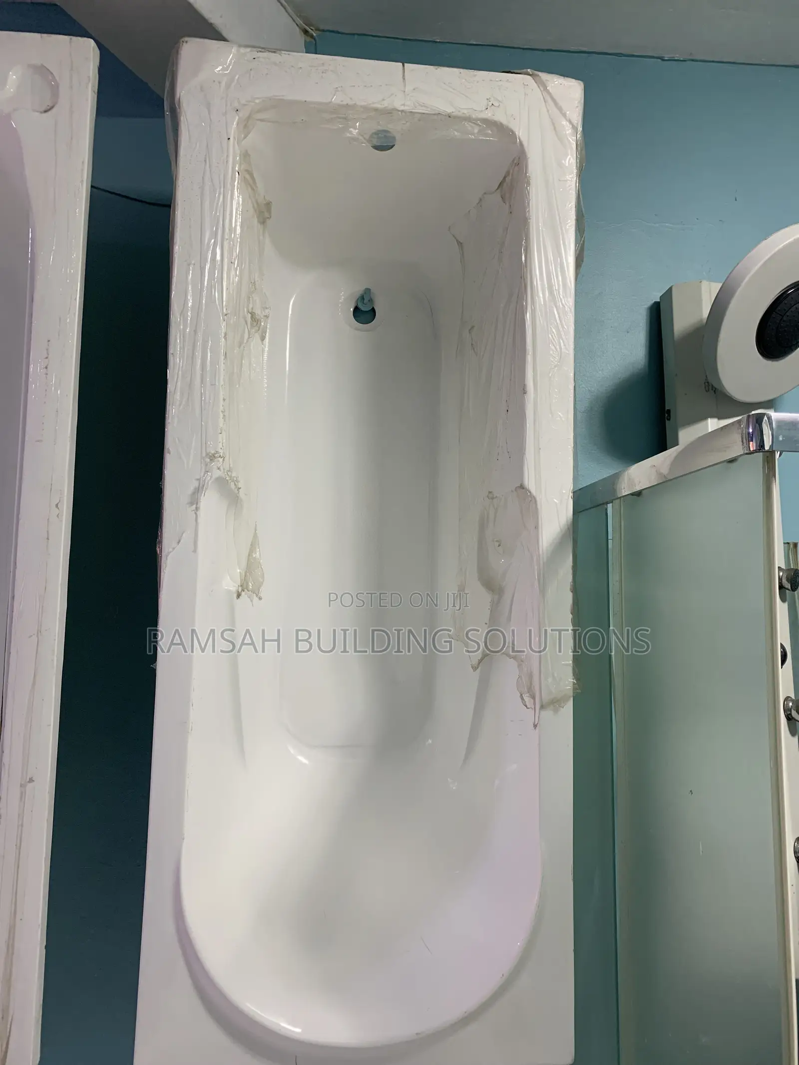 Premium Fibre Bathtub – Durable, Stylish Comfortable