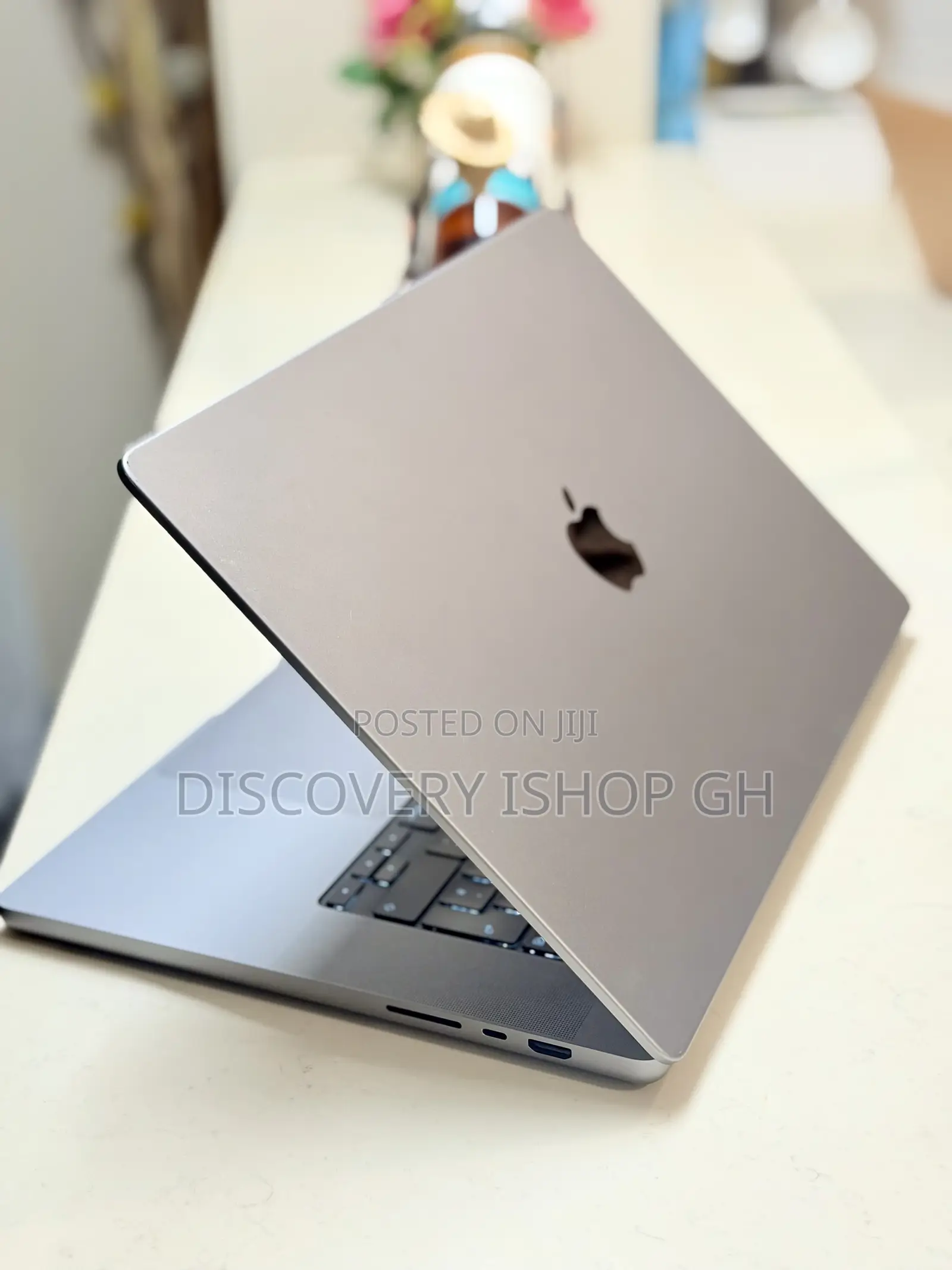 Laptop Apple MacBook Pro 2021 M1 32GB Apple M1 Pro SSD 512GB