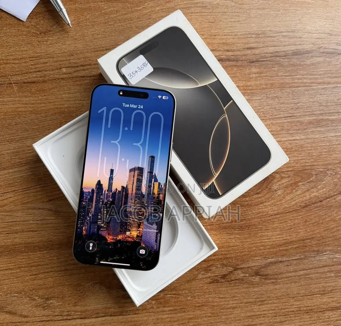 New Apple iPhone 16 Pro Max 256 GB Silver