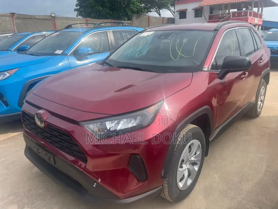 Toyota RAV4 LE 2022 Red