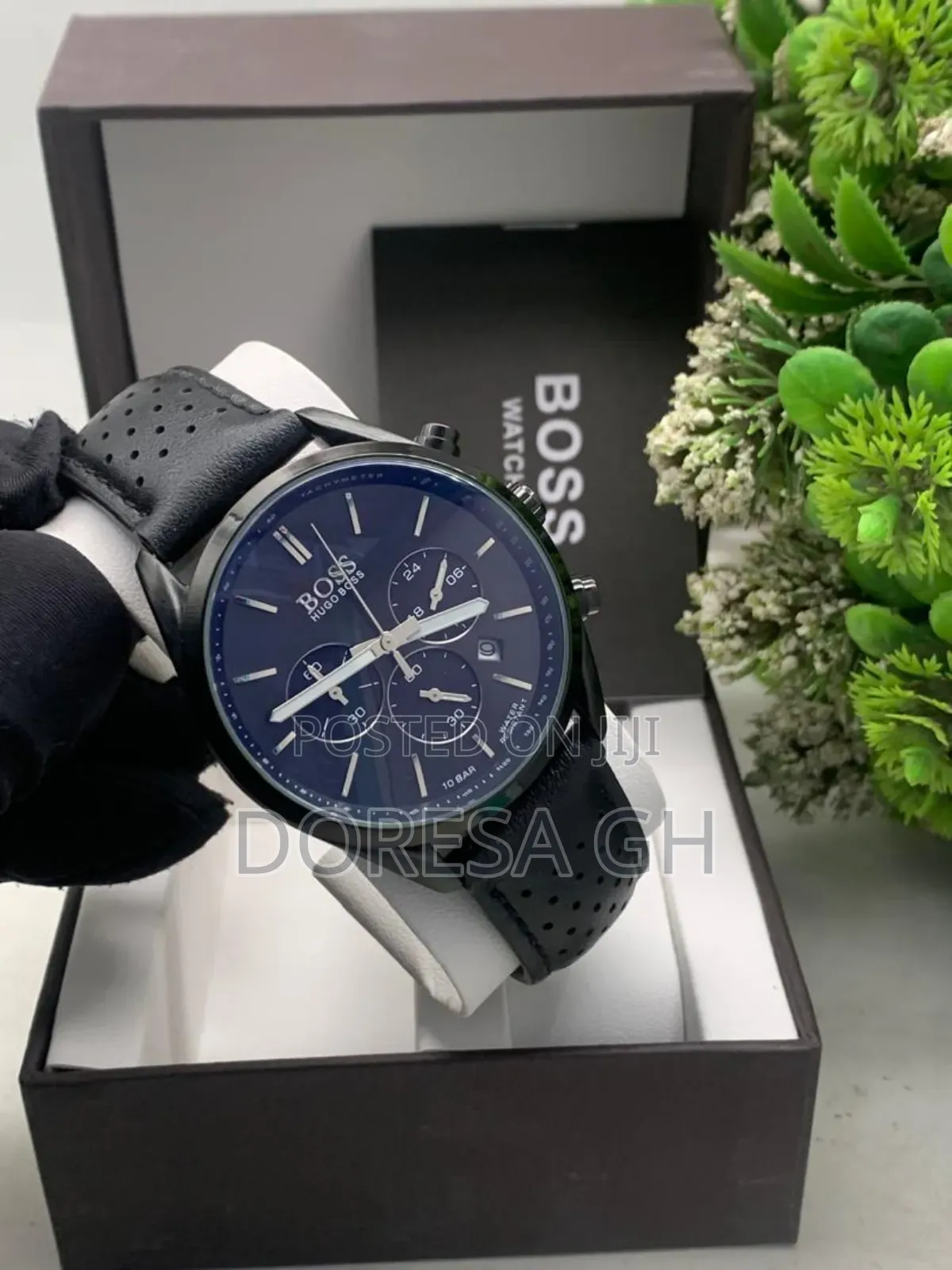 Boss Hugo Boss Chronograph Leather Watch for Men – Classic Wristwatch
