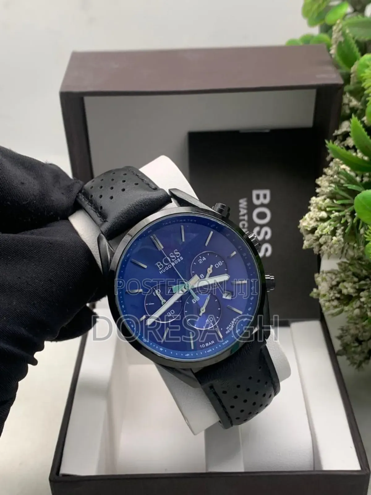 Boss Hugo Boss Chronograph Leather Watch for Men – Classic Wristwatch