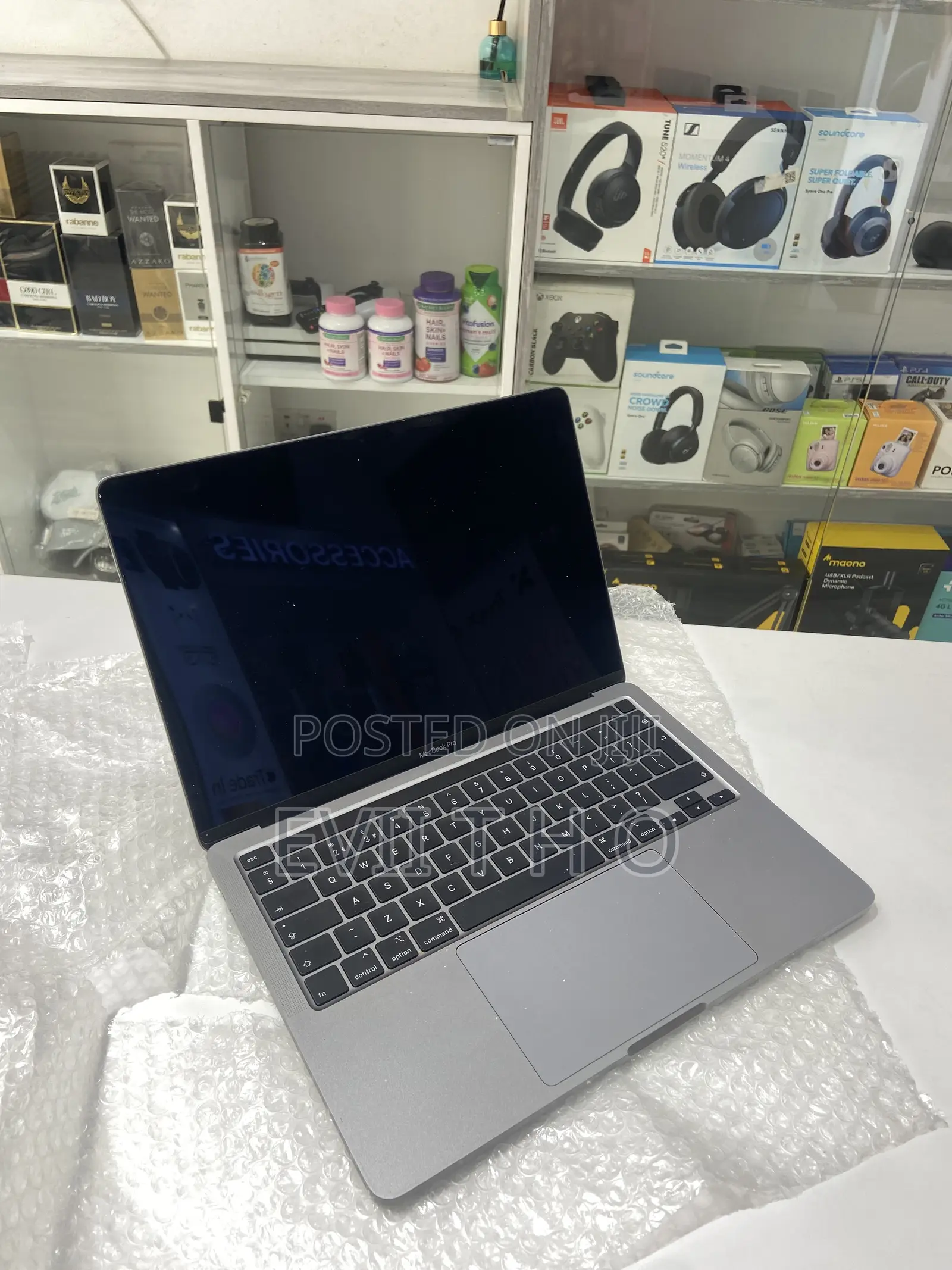 Laptop Apple MacBook Pro 2020 8GB Intel Core i5 SSD 512GB