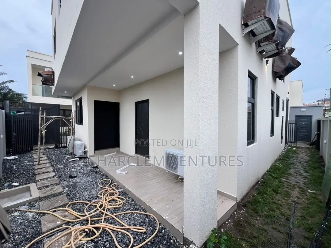 4bdrm Townhouse / Terrace in Charclem Ventures, East Legon for rent