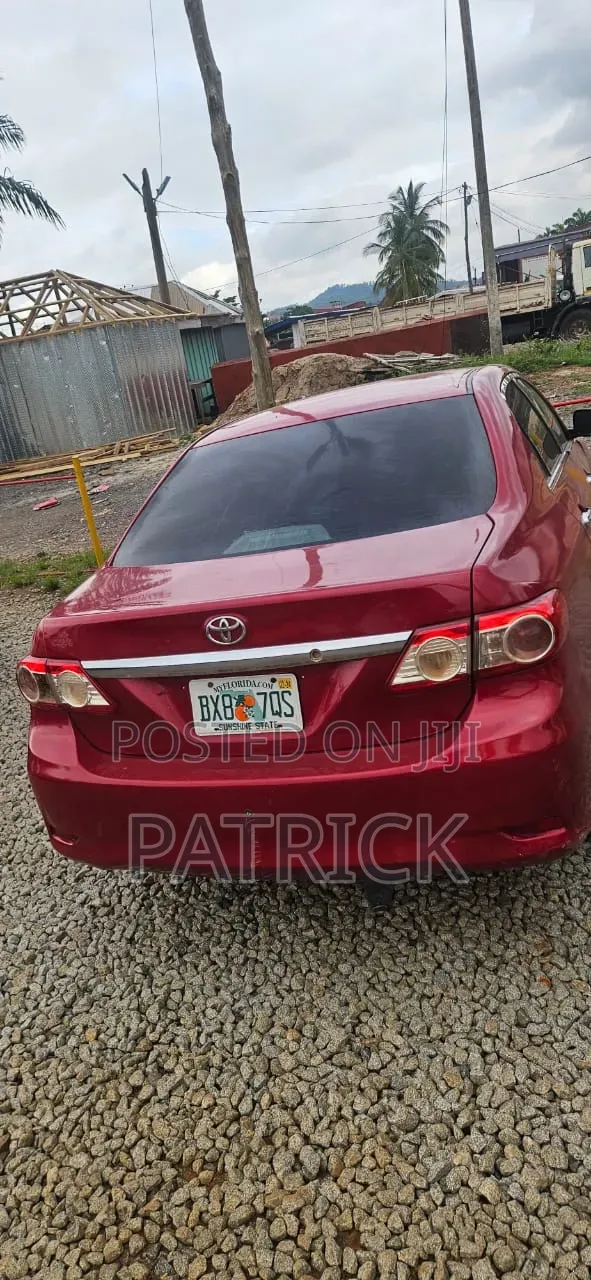 Toyota Corolla 2012 Red