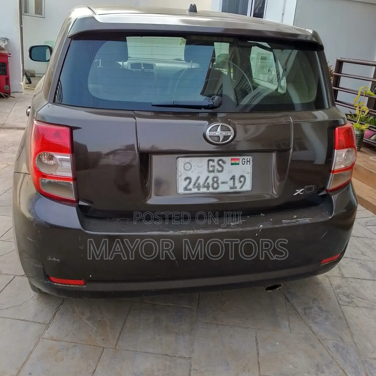 Scion xD Base 2012 Gray
