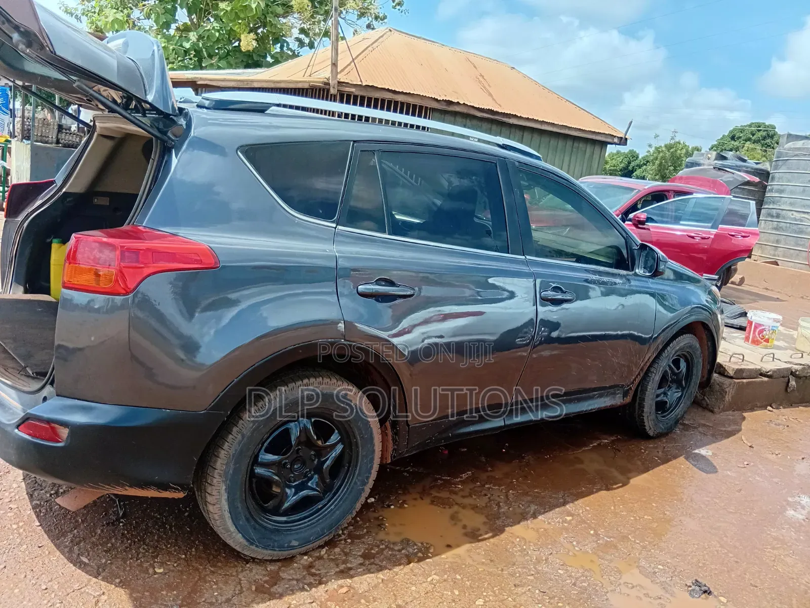 Toyota RAV4 LE FWD (2.5L 4cyl 6A) 2013 Gray