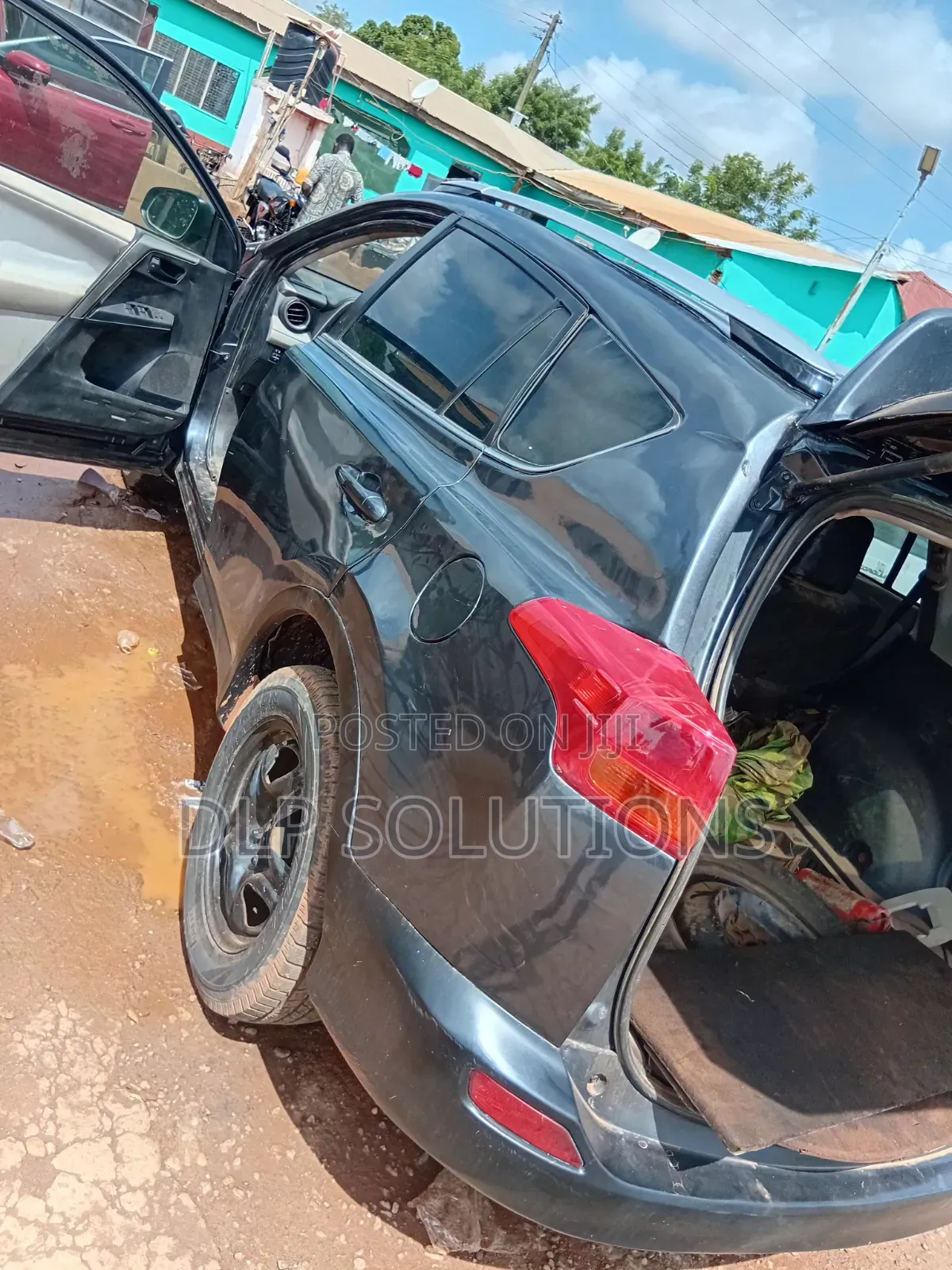 Toyota RAV4 LE FWD (2.5L 4cyl 6A) 2013 Gray