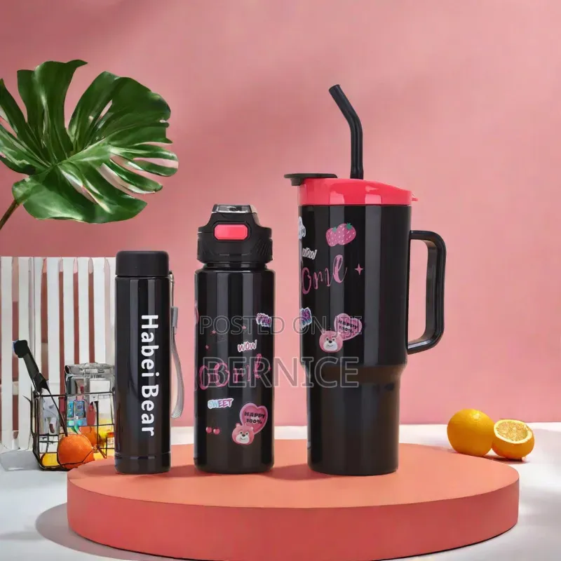 Fashionable 3-in-1 Tumbler With Straw
