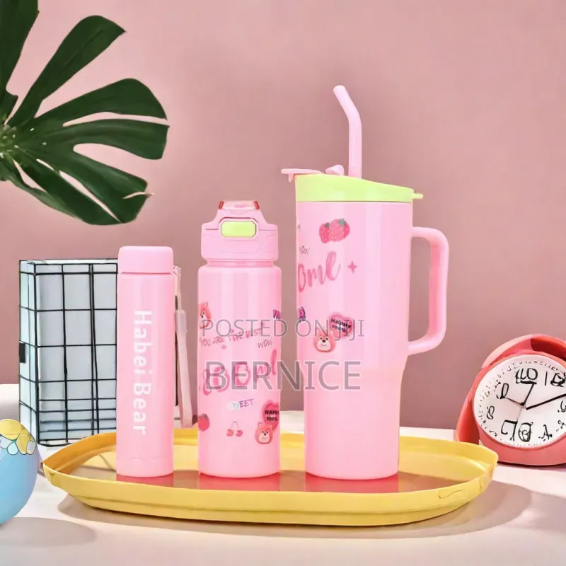 Fashionable 3-in-1 Tumbler With Straw
