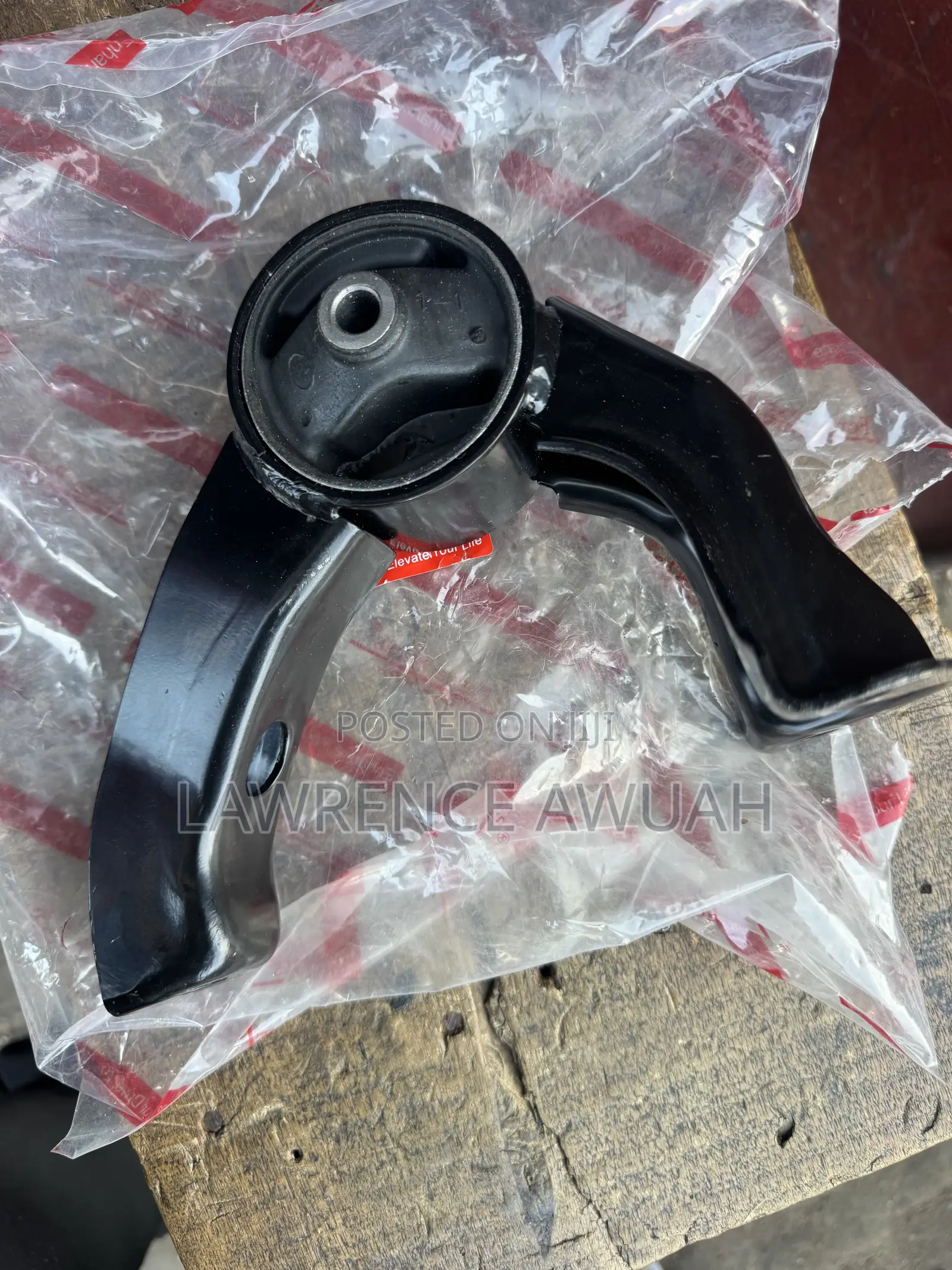 Mitsubishi Outlander Gearbox Mount or Seat