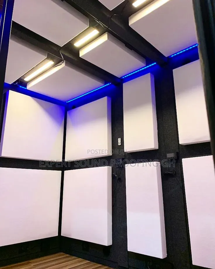 Acoustic Vocal Studio Booth
