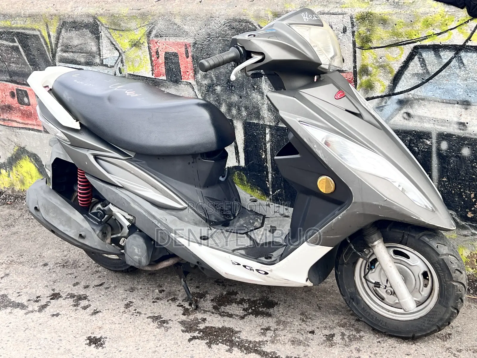 Piaggio Scooter 2026 Gray