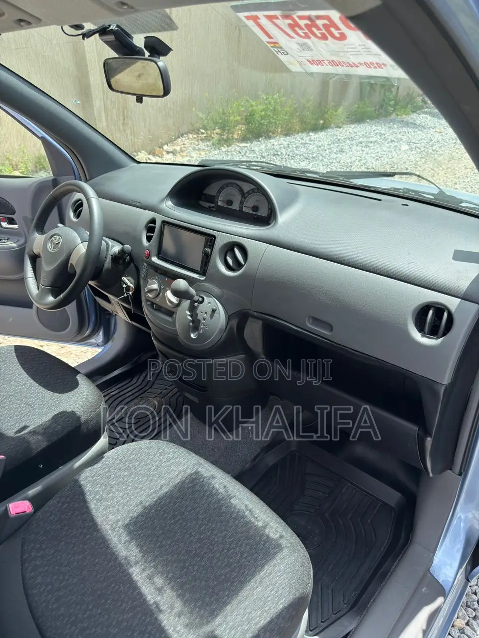 Toyota Sienta 1.5 FWD 2014 Blue