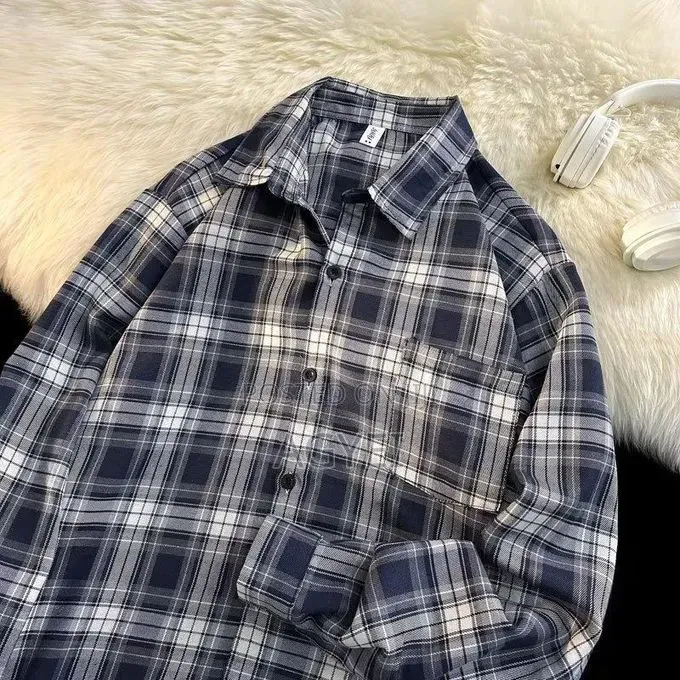 Men’S Blue Checkered Long Sleeve Shirt – Casual Stylish