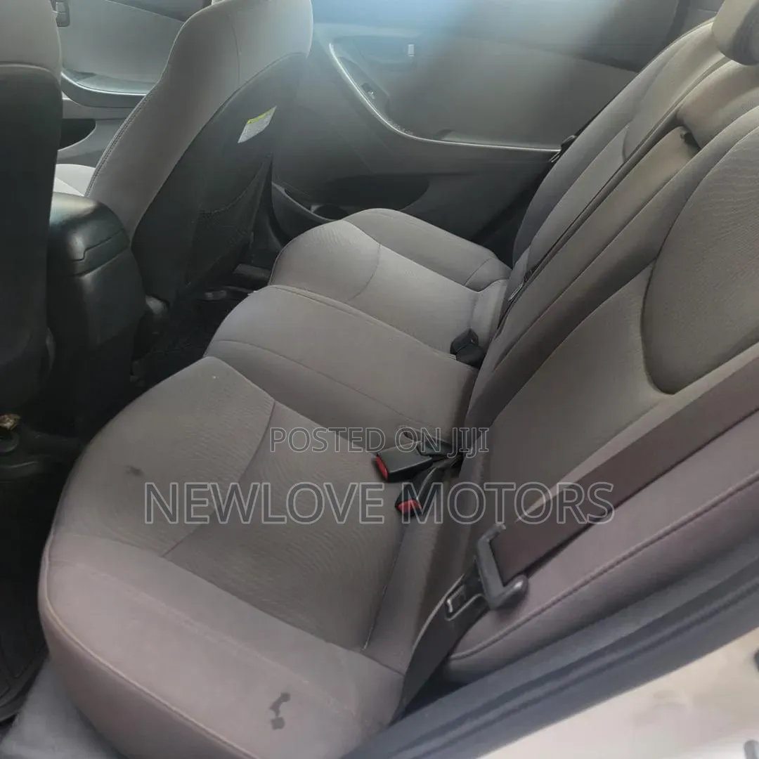 Hyundai Elantra 2015 White