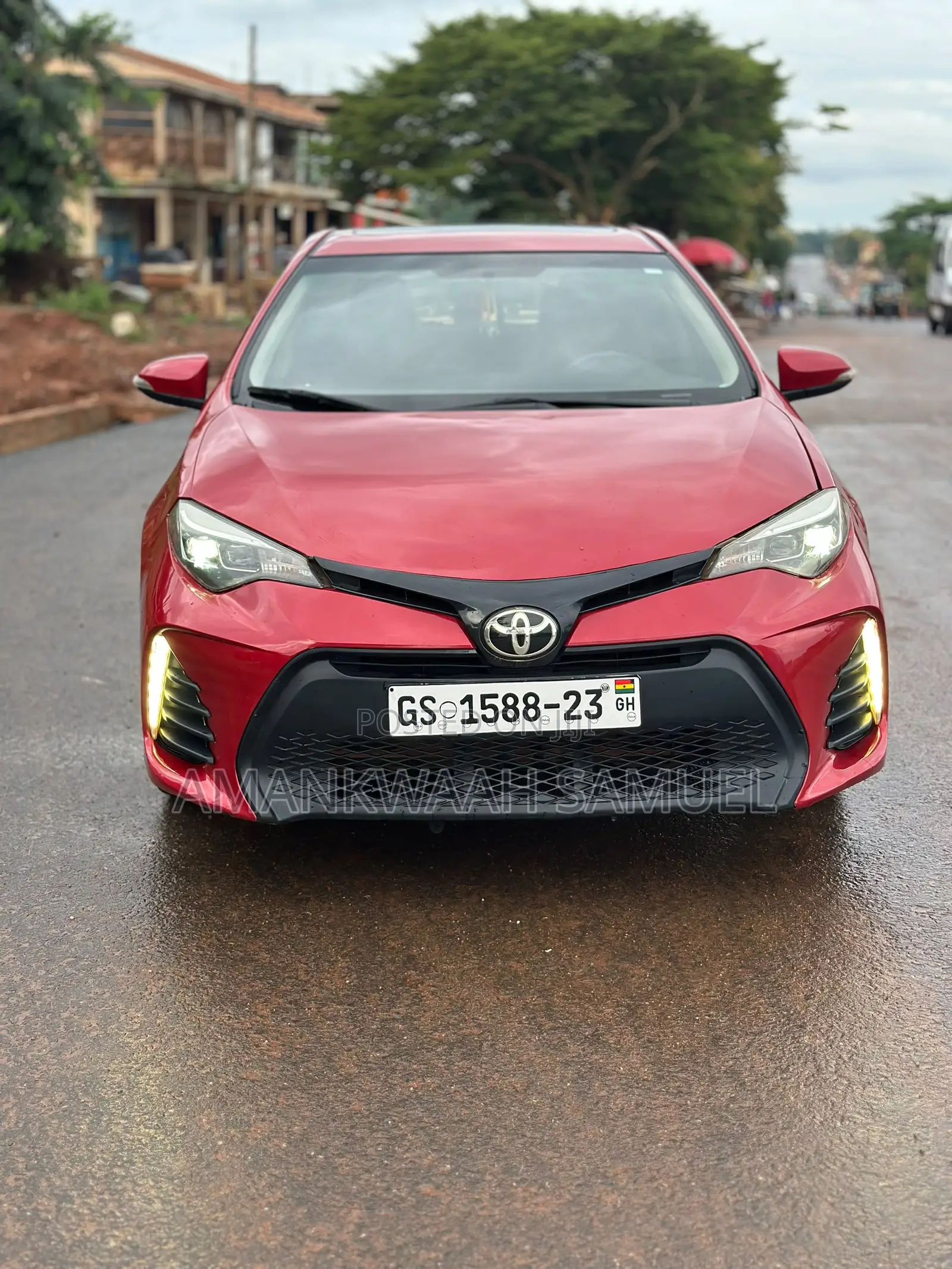 Toyota Corolla S Premium 4dr Sedan (1.8L 4cyl CVT) 2016 Red