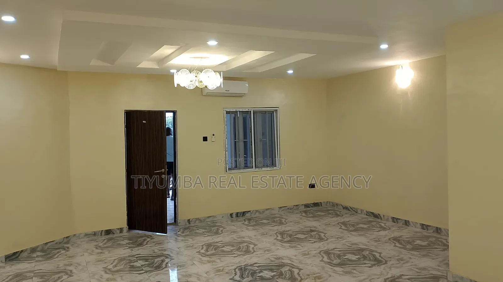 2bdrm Apartment in Ogbojo, Police Station for rent