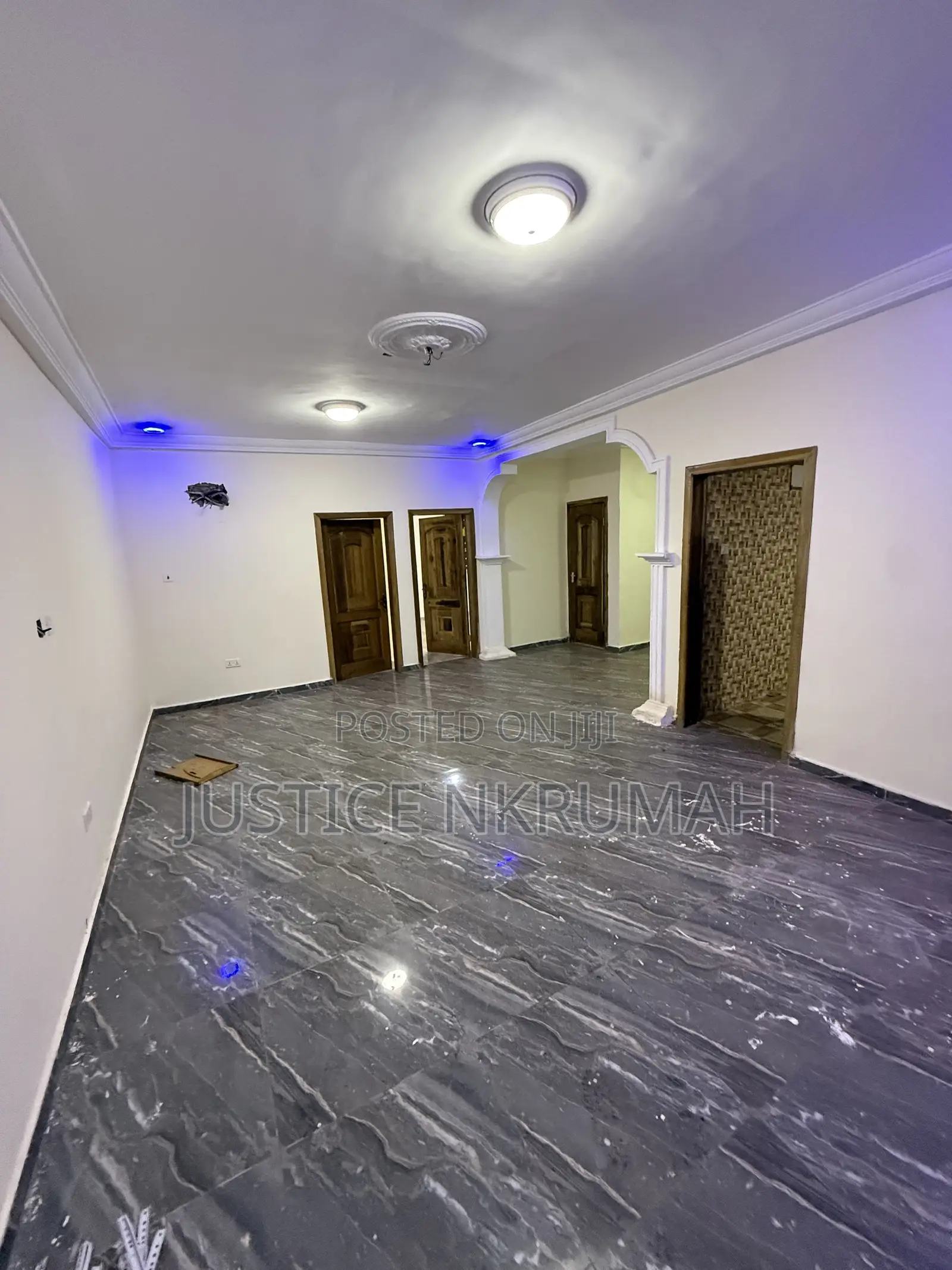 2bdrm Apartment in Mr Justice Estates, Old Barrier for rent