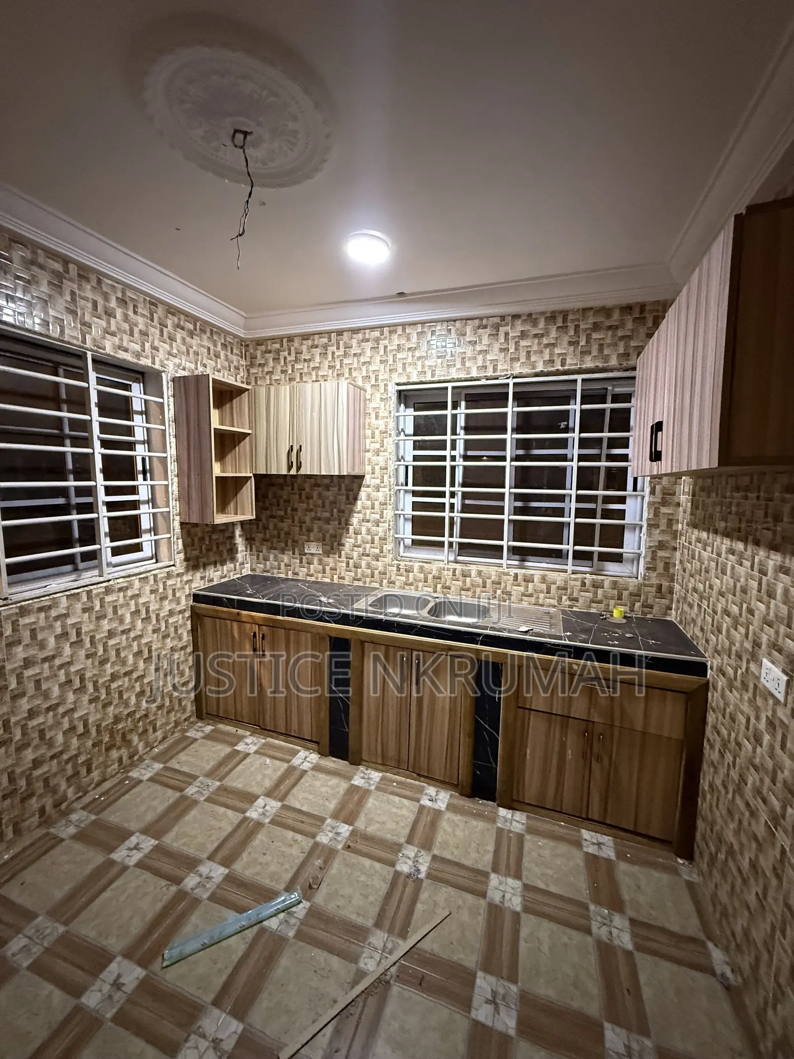 2bdrm Apartment in Mr Justice Estates, Old Barrier for rent