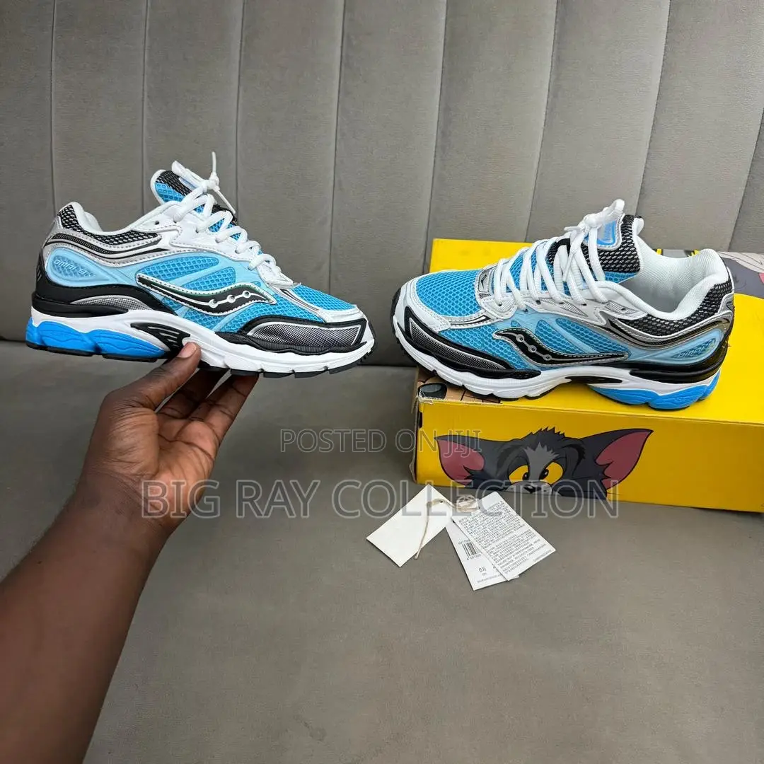 Saucony Progrid Omni 9 in Colors