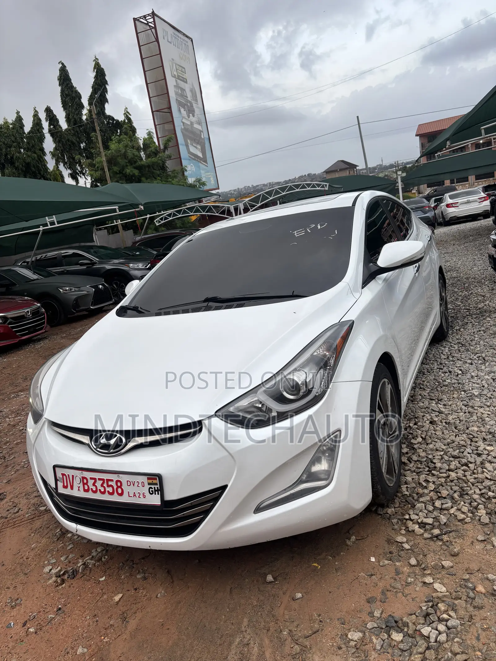 Hyundai Elantra Limited 4dr Sedan (1.8L 4cyl 6A) 2015 White