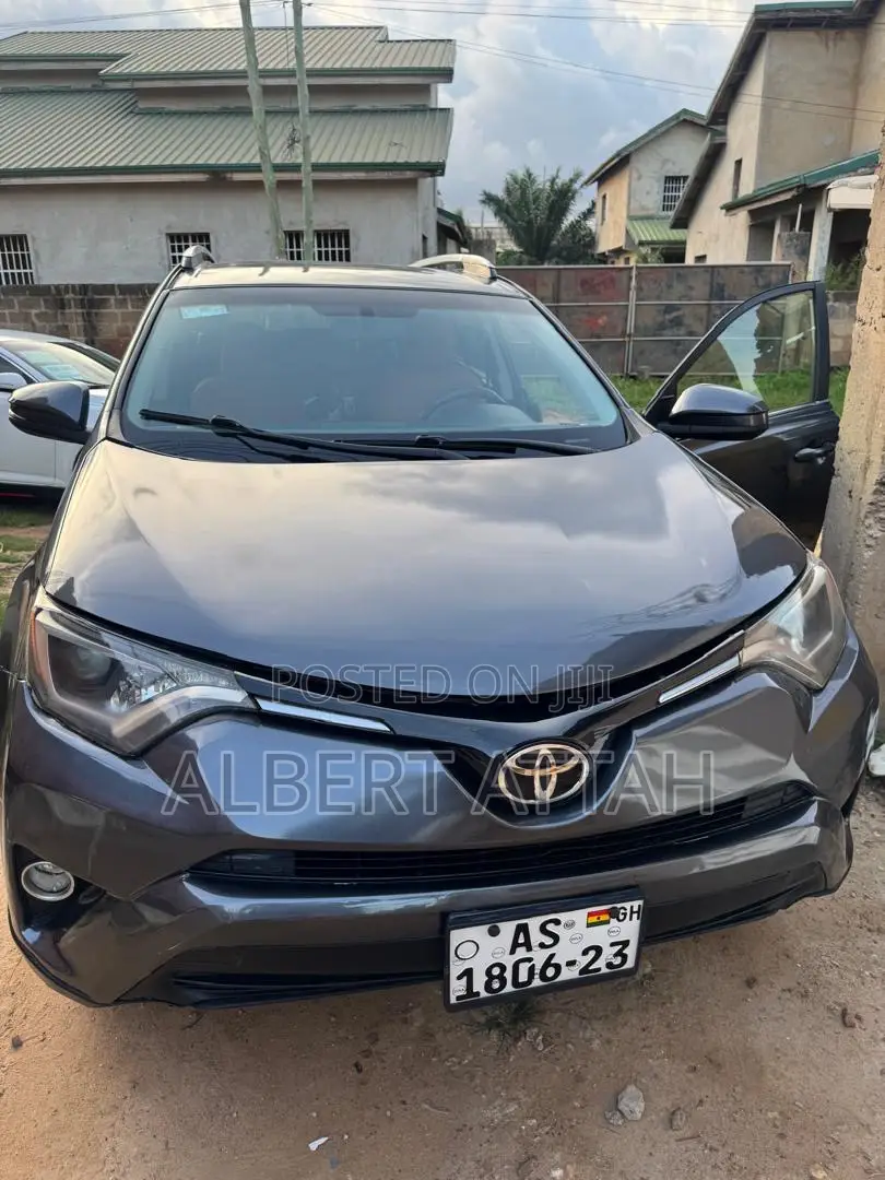Toyota RAV4 LE 4dr SUV (2.5L 4cyl 6A) 2014 Gray