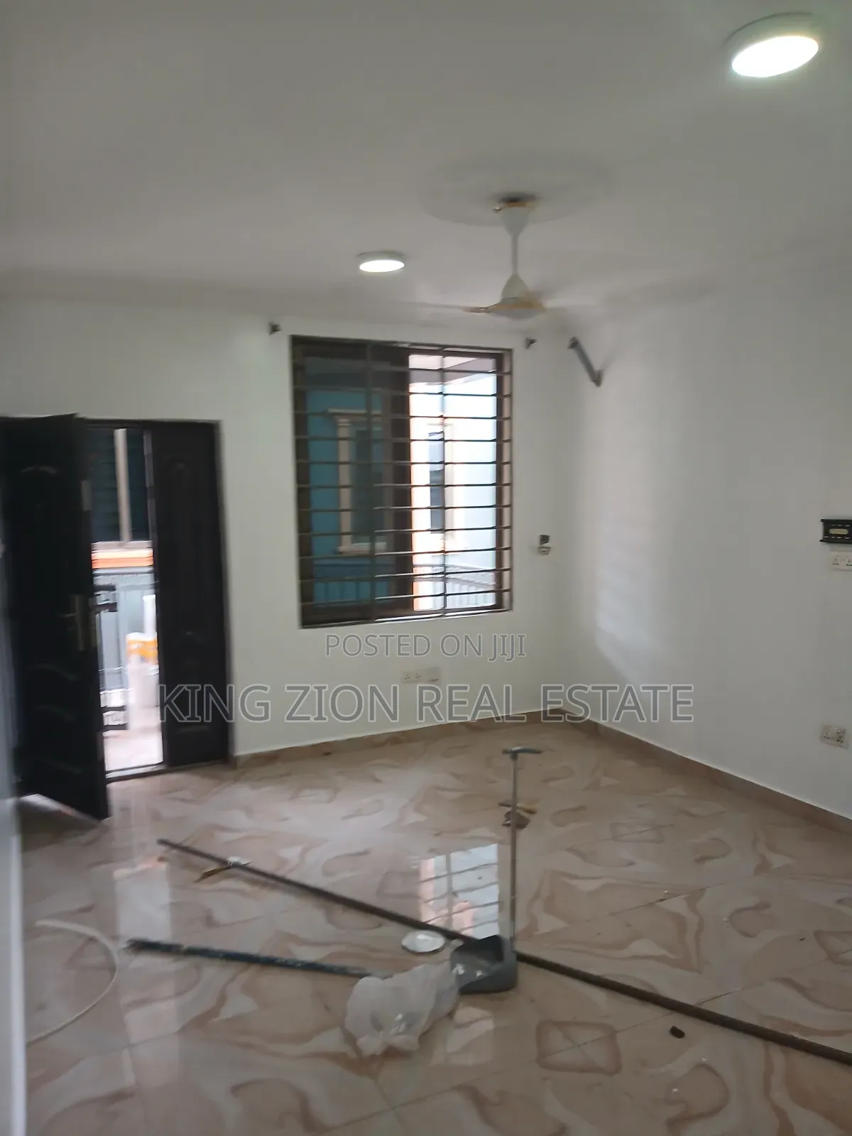 2bdrm Apartment in Kingzion Real, Abrantie for rent