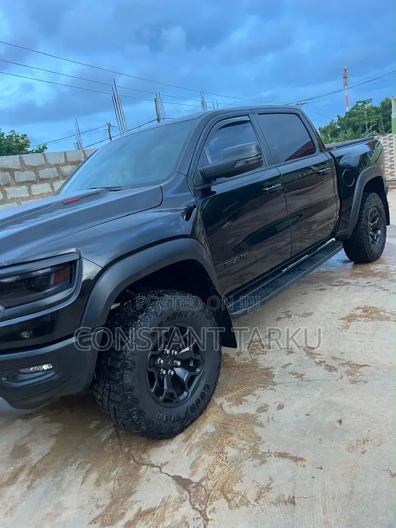 Dodge RAM 2024 Black