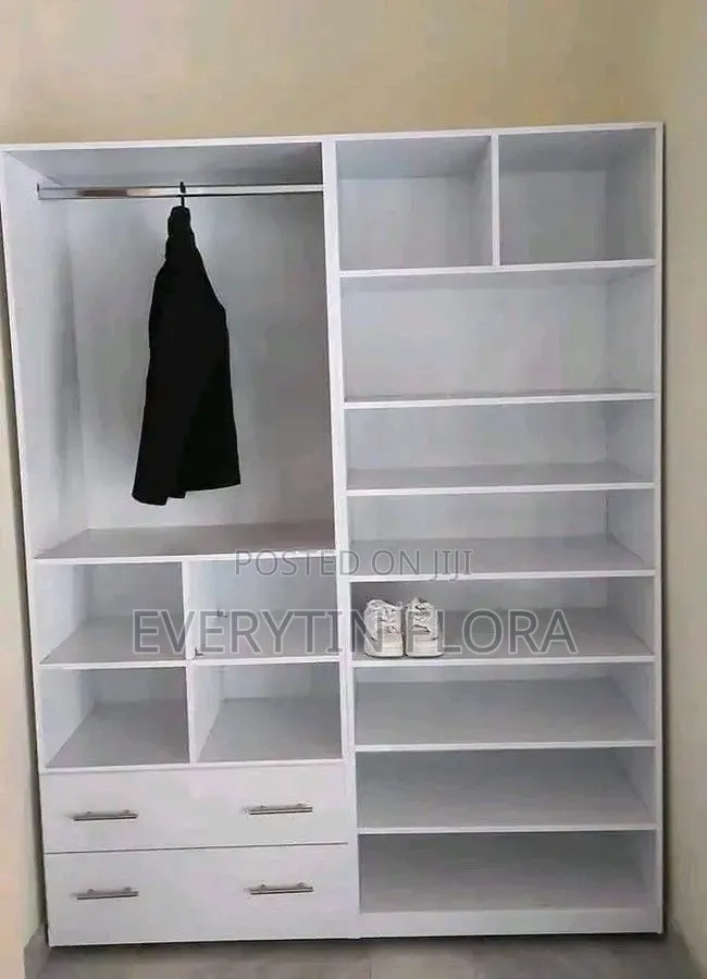 Modular Adjustable Wardrobe System – 90-200cm*