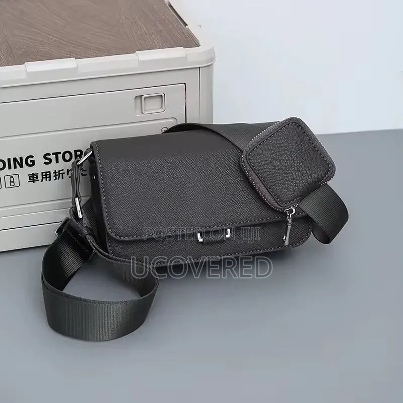Folio-02 Textured Crossbody Bags