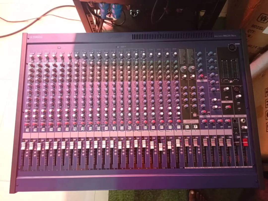 Mg24/14fx Yamaha Analog Raw Mixer