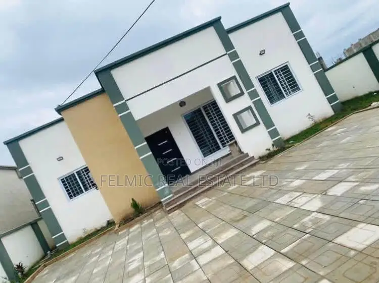 3bdrm House in Felmic Real Estate, Amasaman for sale