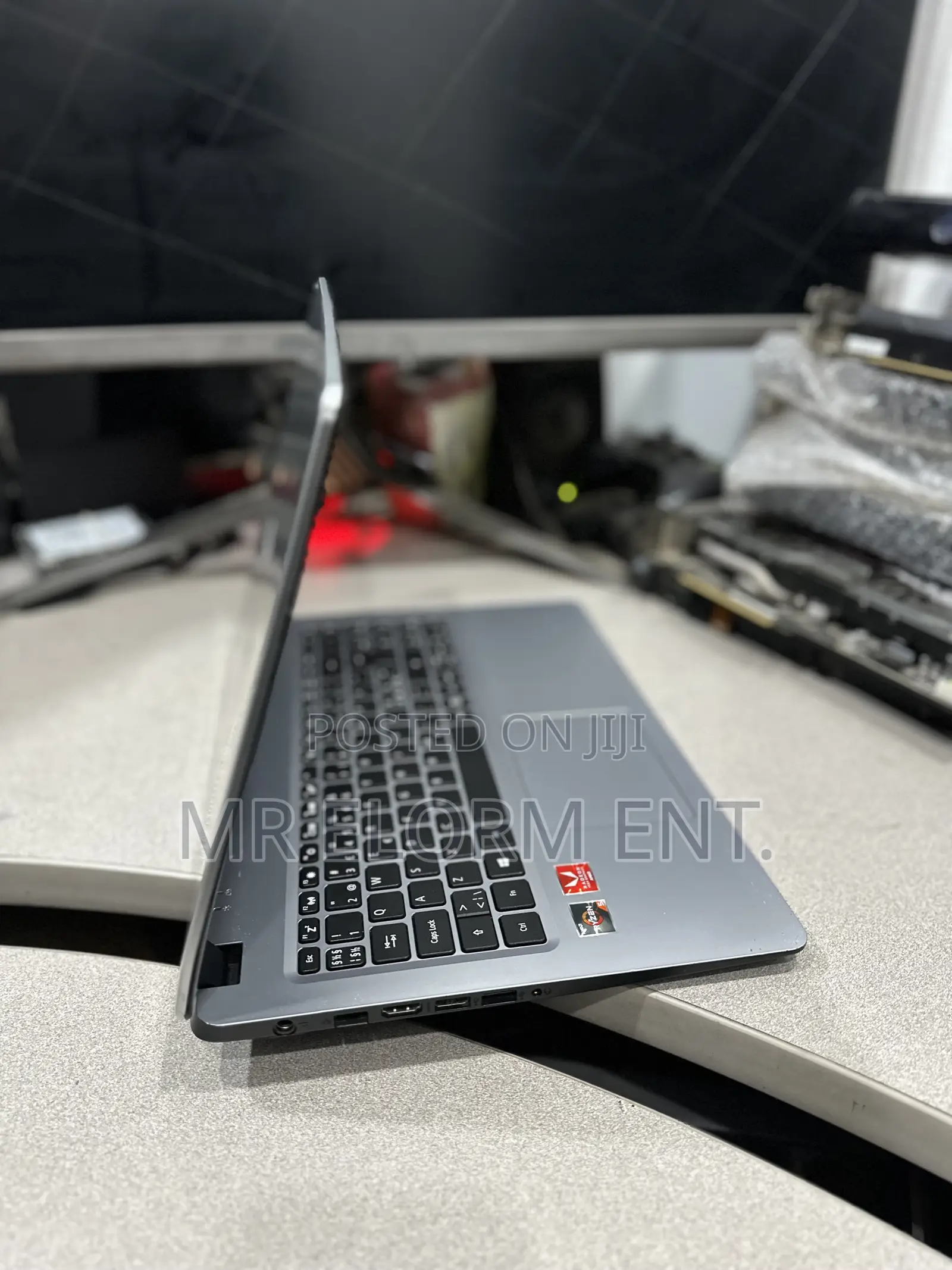 Laptop Acer Aspire 5 8GB AMD Ryzen 5 SSD 256GB