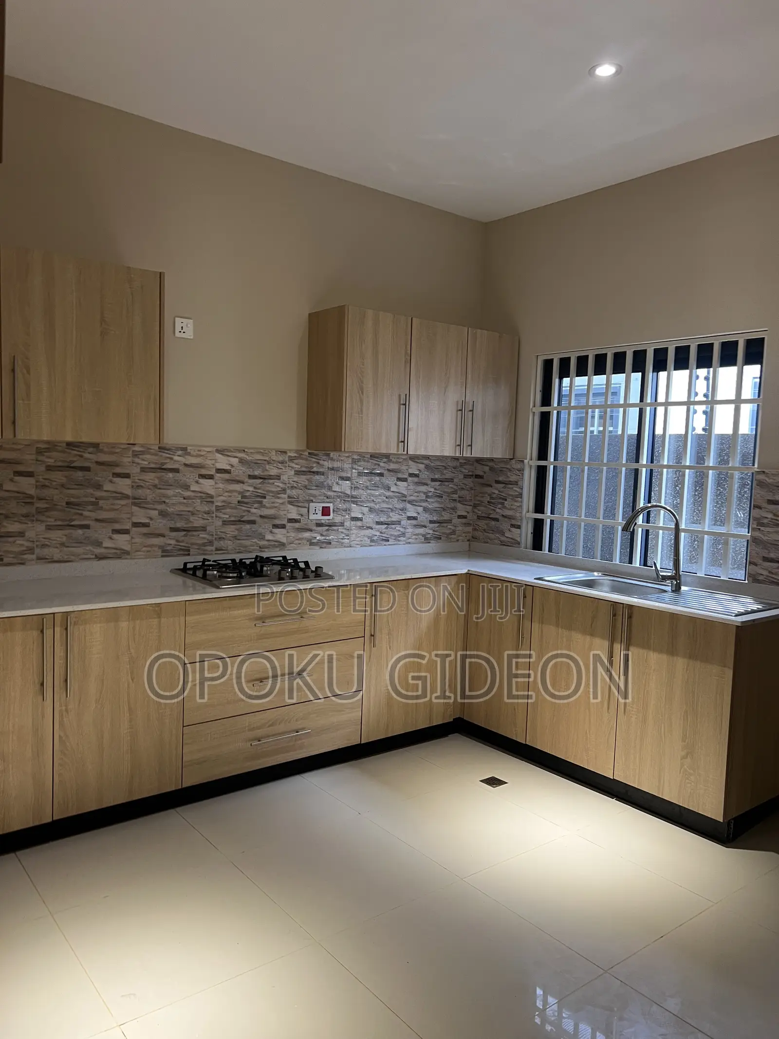 3bdrm House in Amanfrom, Pokuase for sale