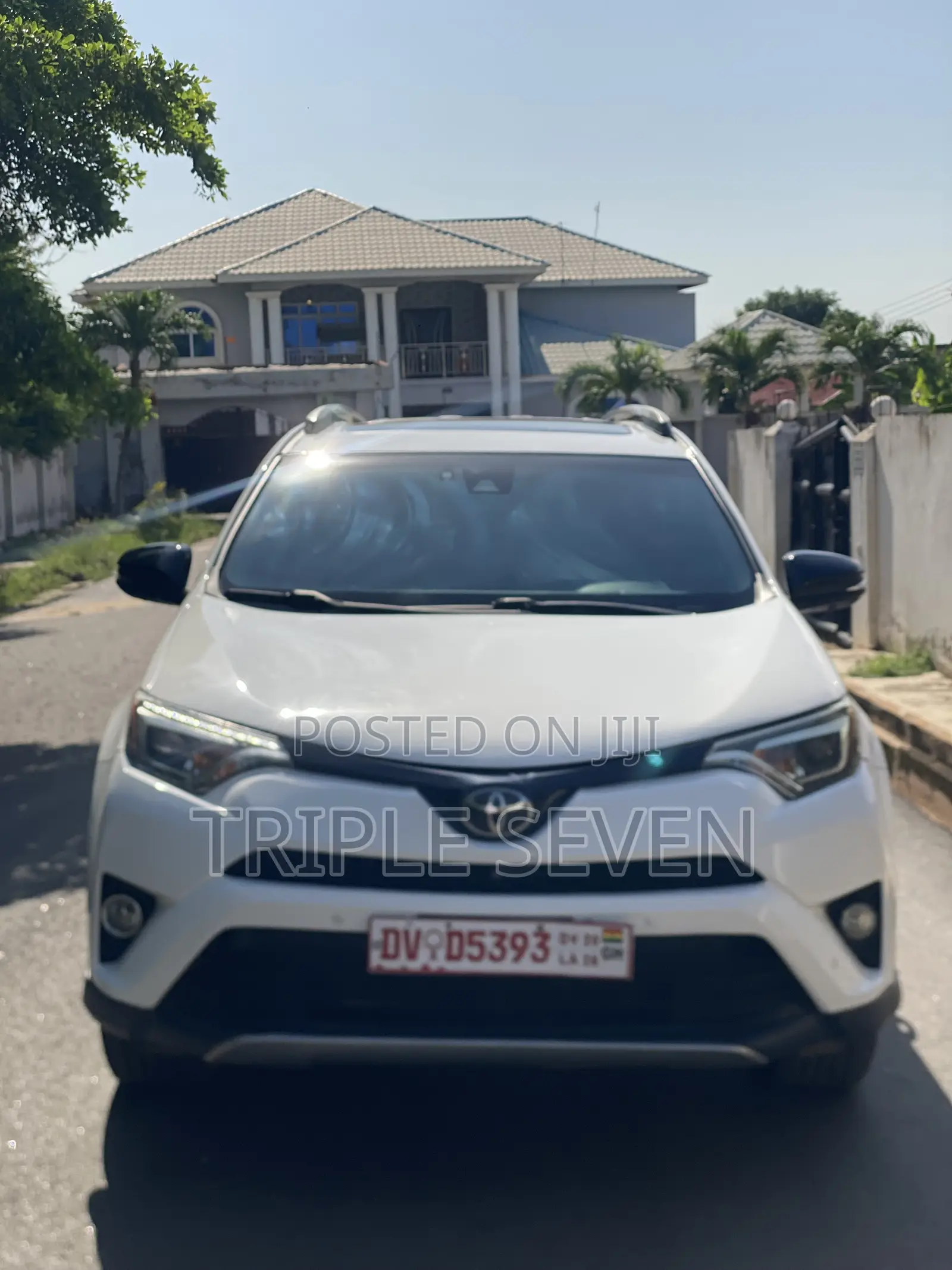 Toyota RAV4 SE 4dr SUV AWD (2.5L 4cyl 6A) 2018 White