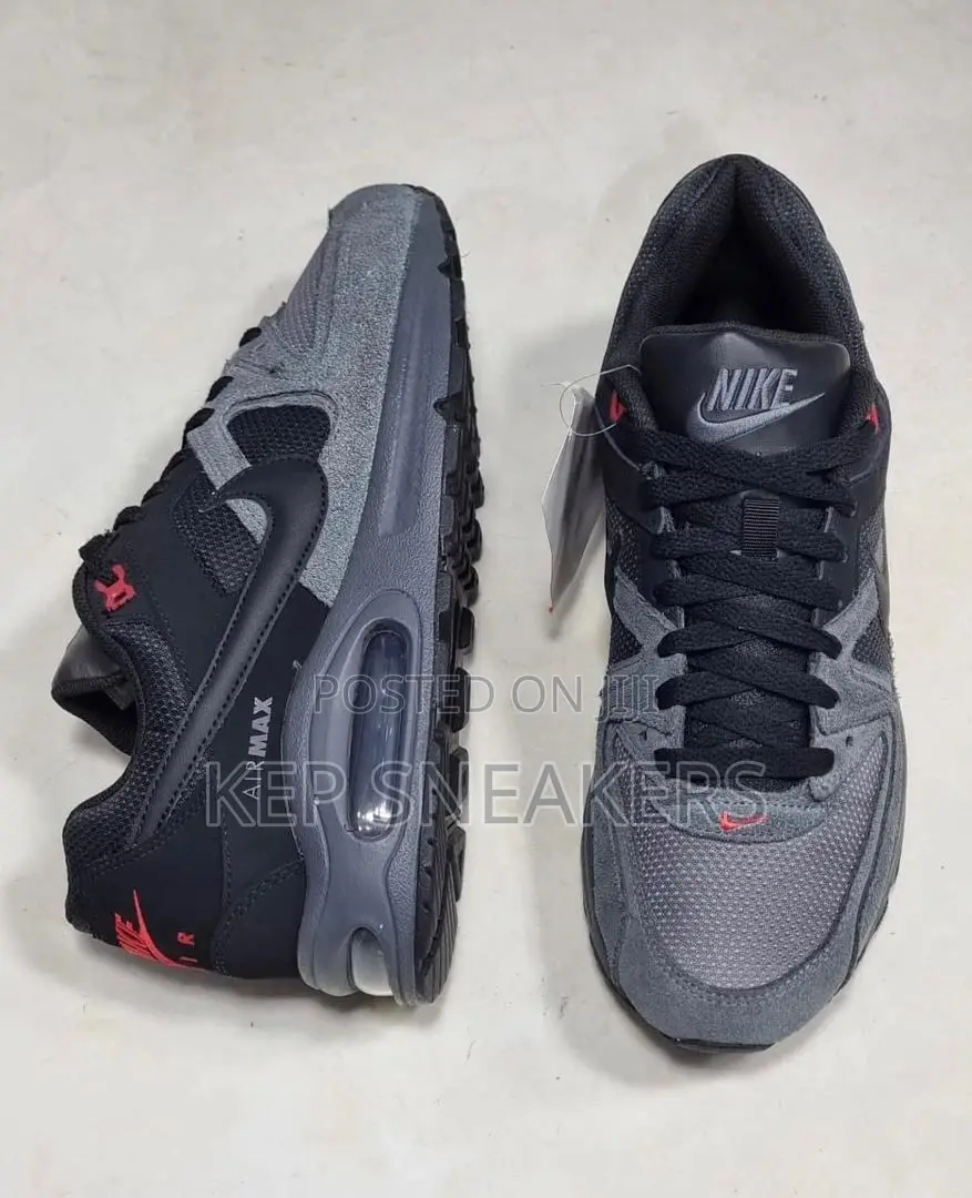 Nike Air Max Command
