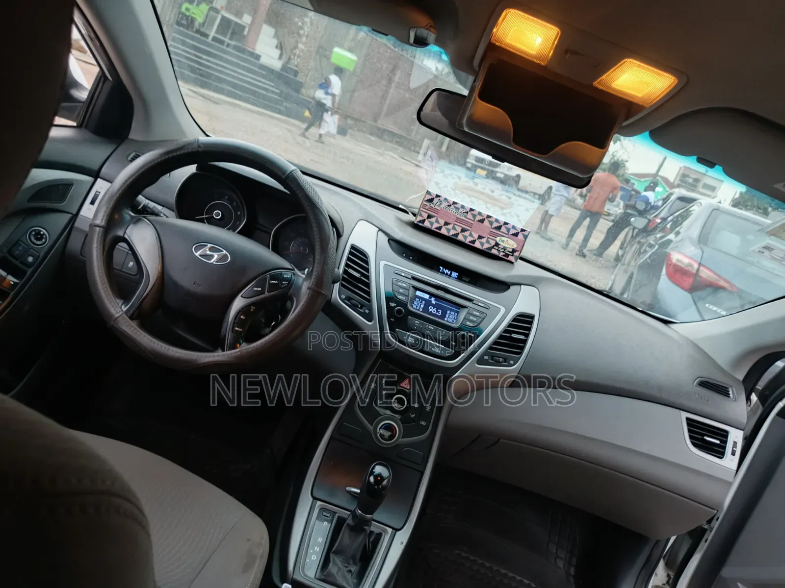 Hyundai Elantra 2015 White