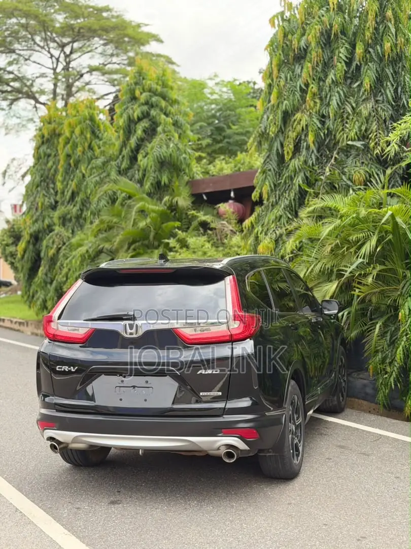 Honda CR-V Touring AWD 2018 Black