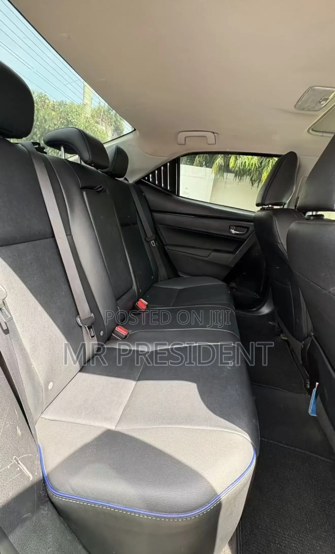 Toyota Corolla XSE (1.8L 4cyl 2A) 2018 Blue