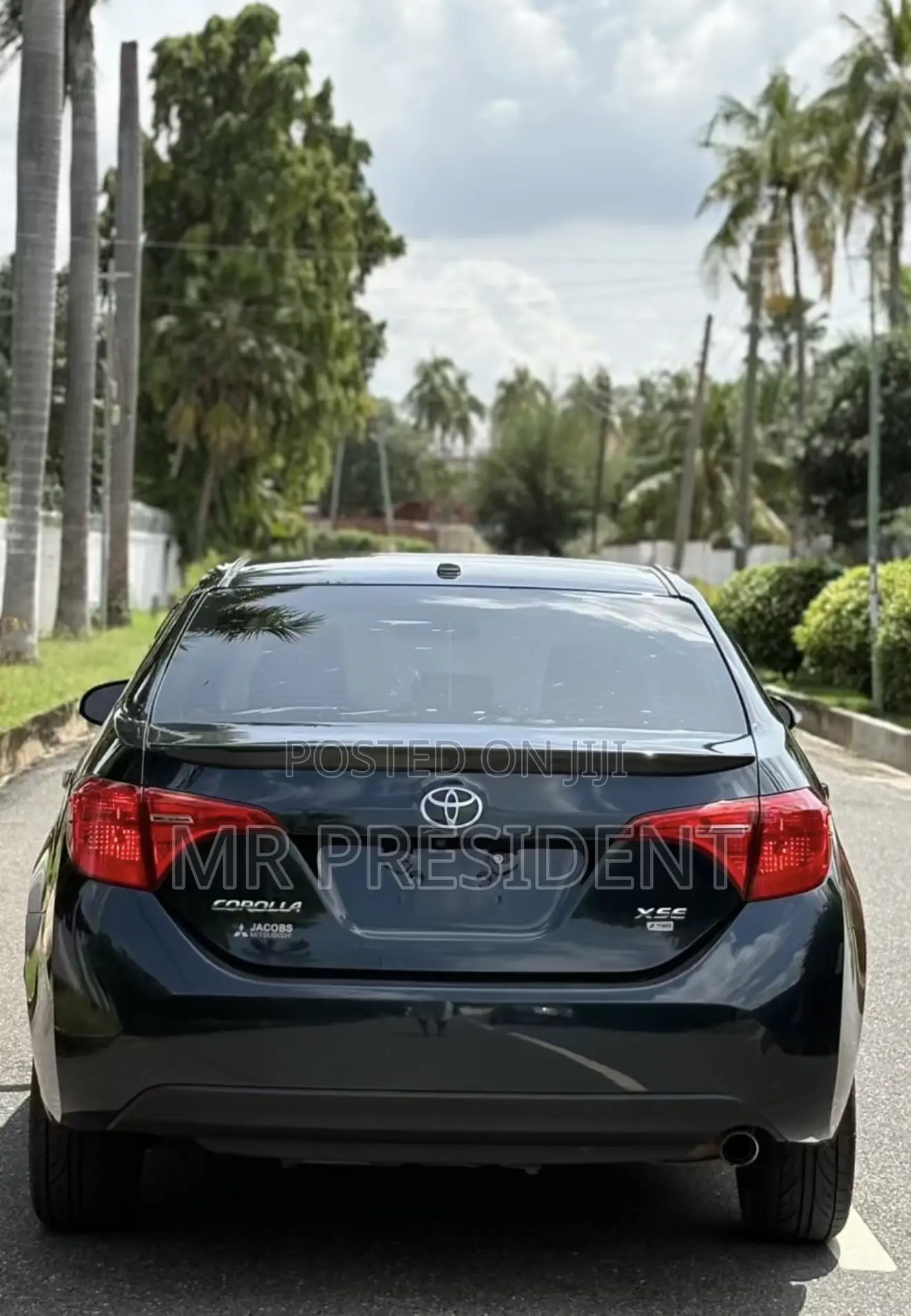 Toyota Corolla XSE (1.8L 4cyl 2A) 2018 Blue