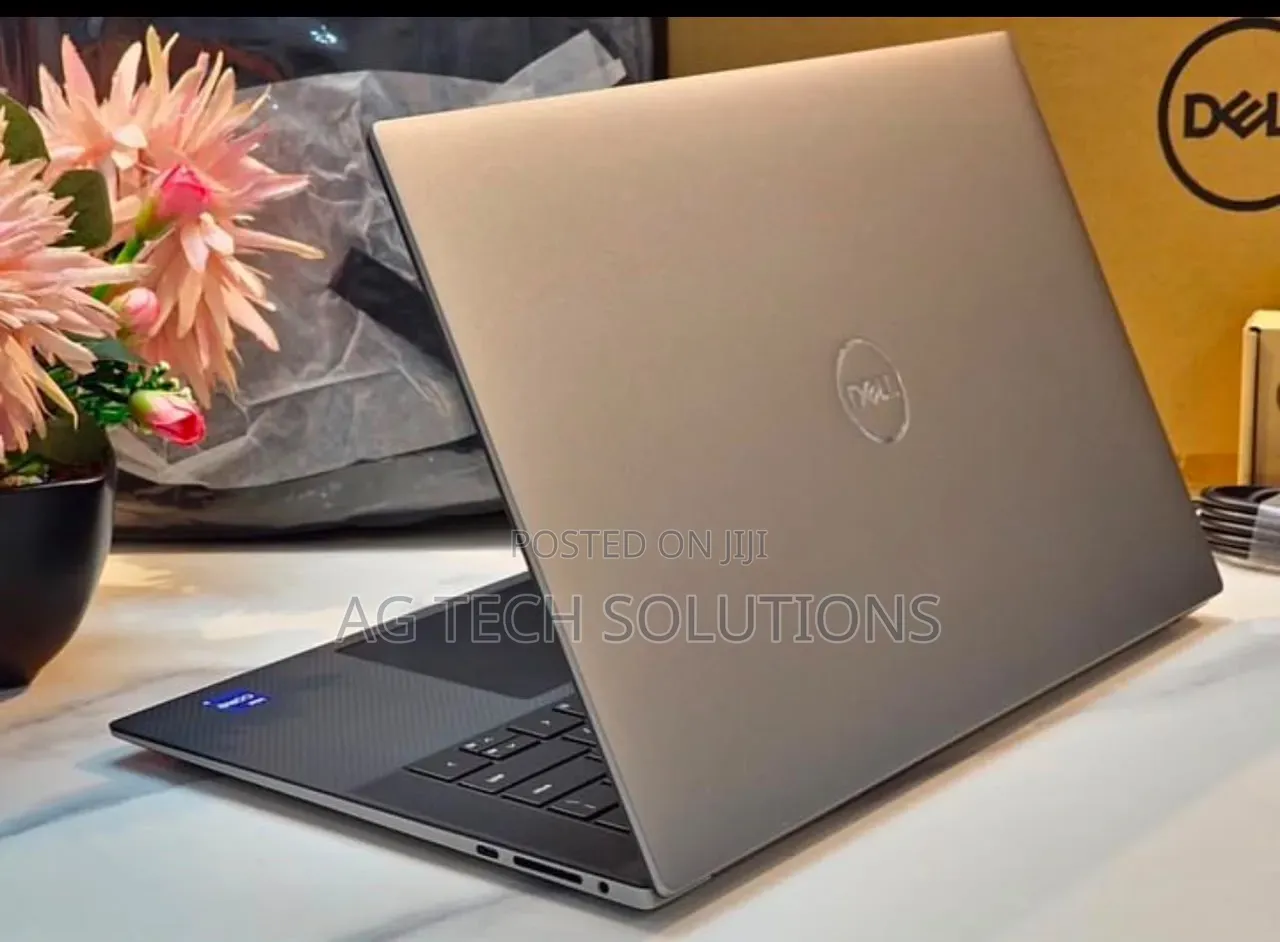 Laptop Dell Precision 5570 16GB Intel Core i9 SSD 512GB