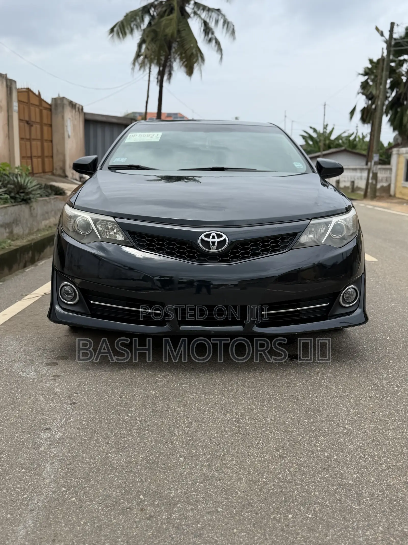 Toyota Camry SE 4dr Sedan (2.5L 4cyl 6A) 2014 Black