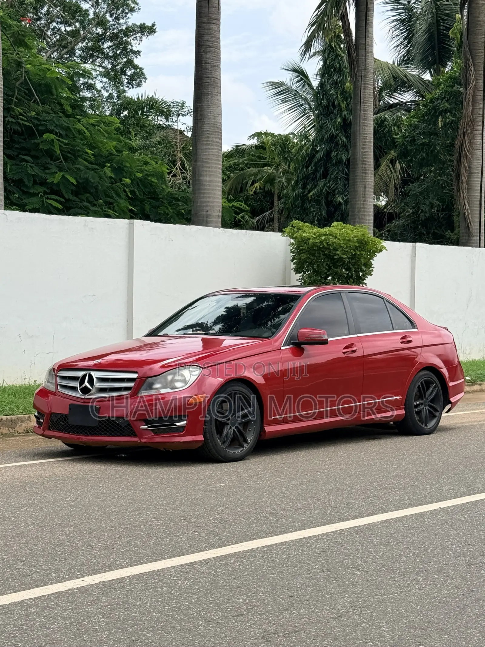 Mercedes-Benz C250 2013 Red