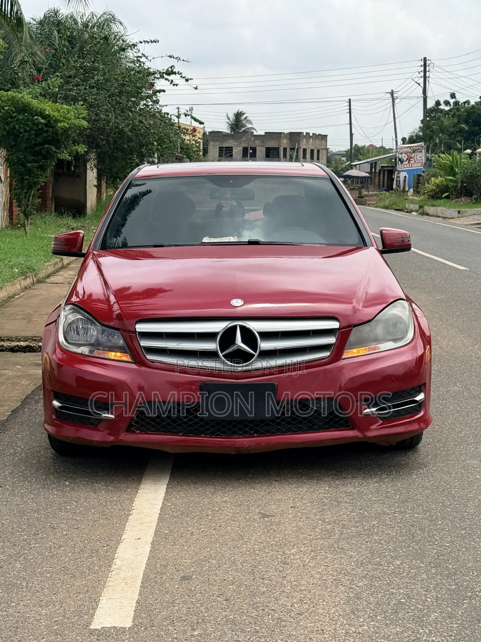 Mercedes-Benz C250 2013 Red
