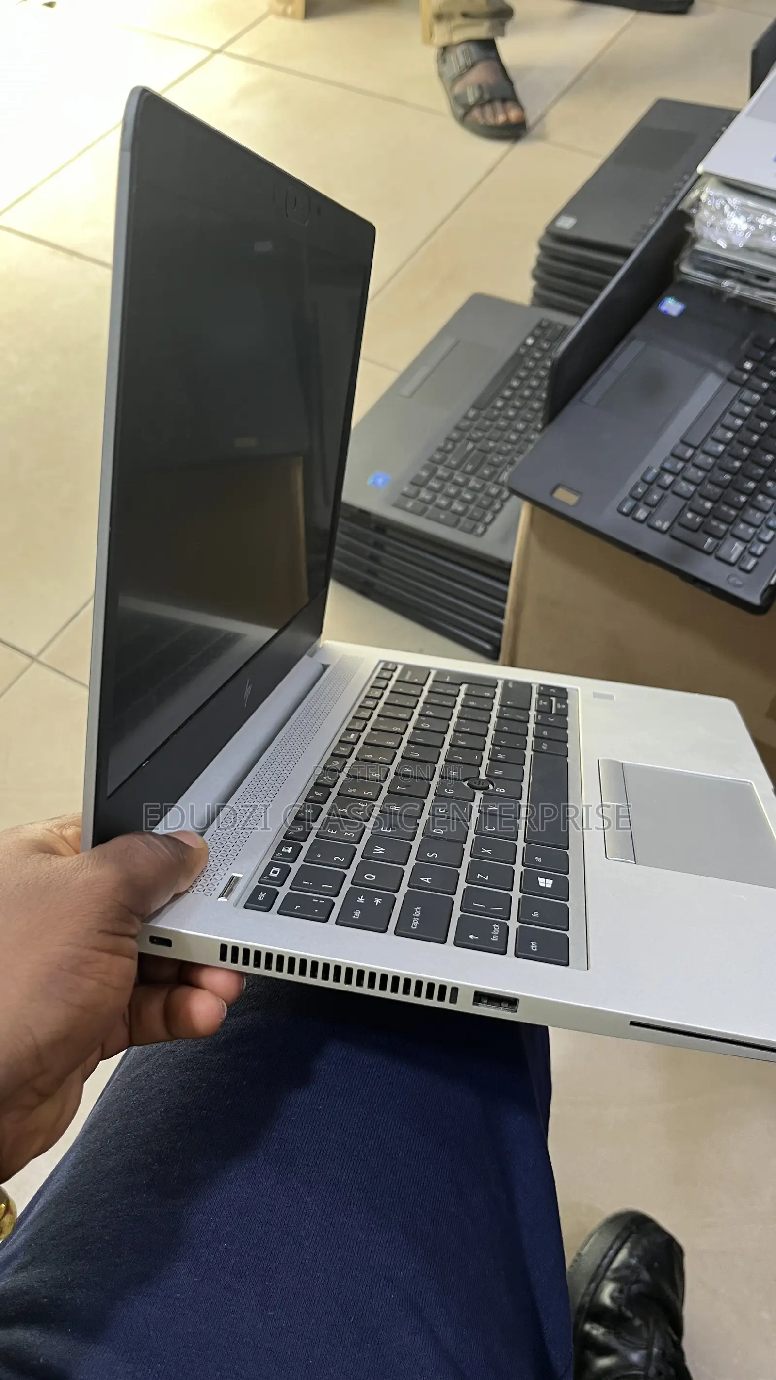 Laptop HP EliteBook 840 G6 8GB Intel Core i5 SSD 256GB