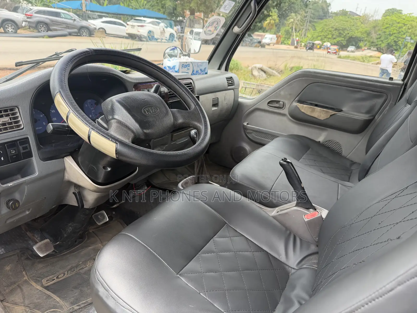 Kia Bongo 2012 White
